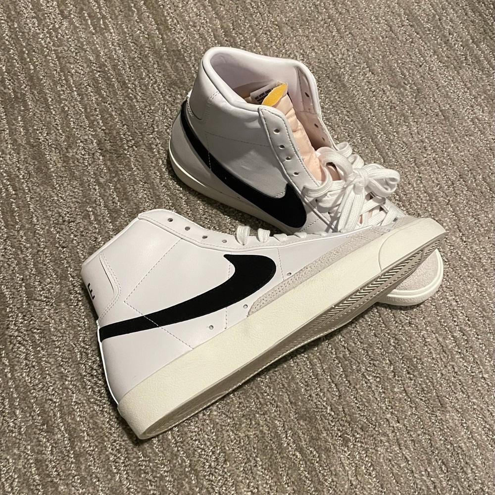 Womens Nike Blazer Mid '77 Vintage